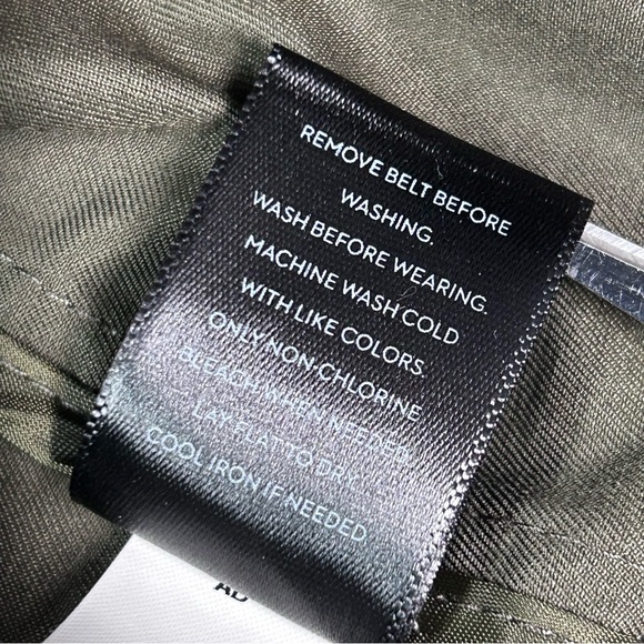 Vera Wang Womens Short Trench Coat Jacket Size XL Zip Belted Neutral Lightweight - Picture 12 of 12